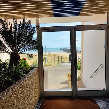 Petite Studette à 50m De La Appartement