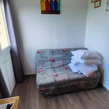 Petite Studette à 50m De La